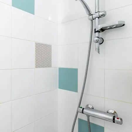 Stunningly Radiant 2bd Apartmentmenilmontant Appartement