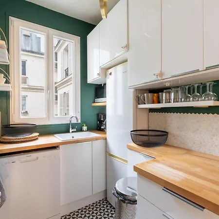 Stunningly Radiant 2bd Apartmentmenilmontant Appartement *