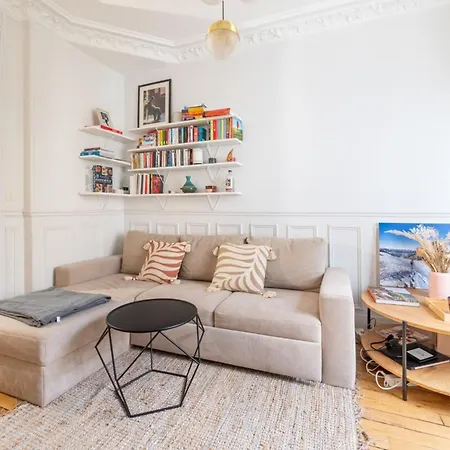Stunningly Radiant 2bd Apartmentmenilmontant Appartement *
